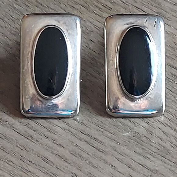 VTG Art Deco Rectangle Earrings with Black center Earrings clip-on 1" - Picture 1 of 4